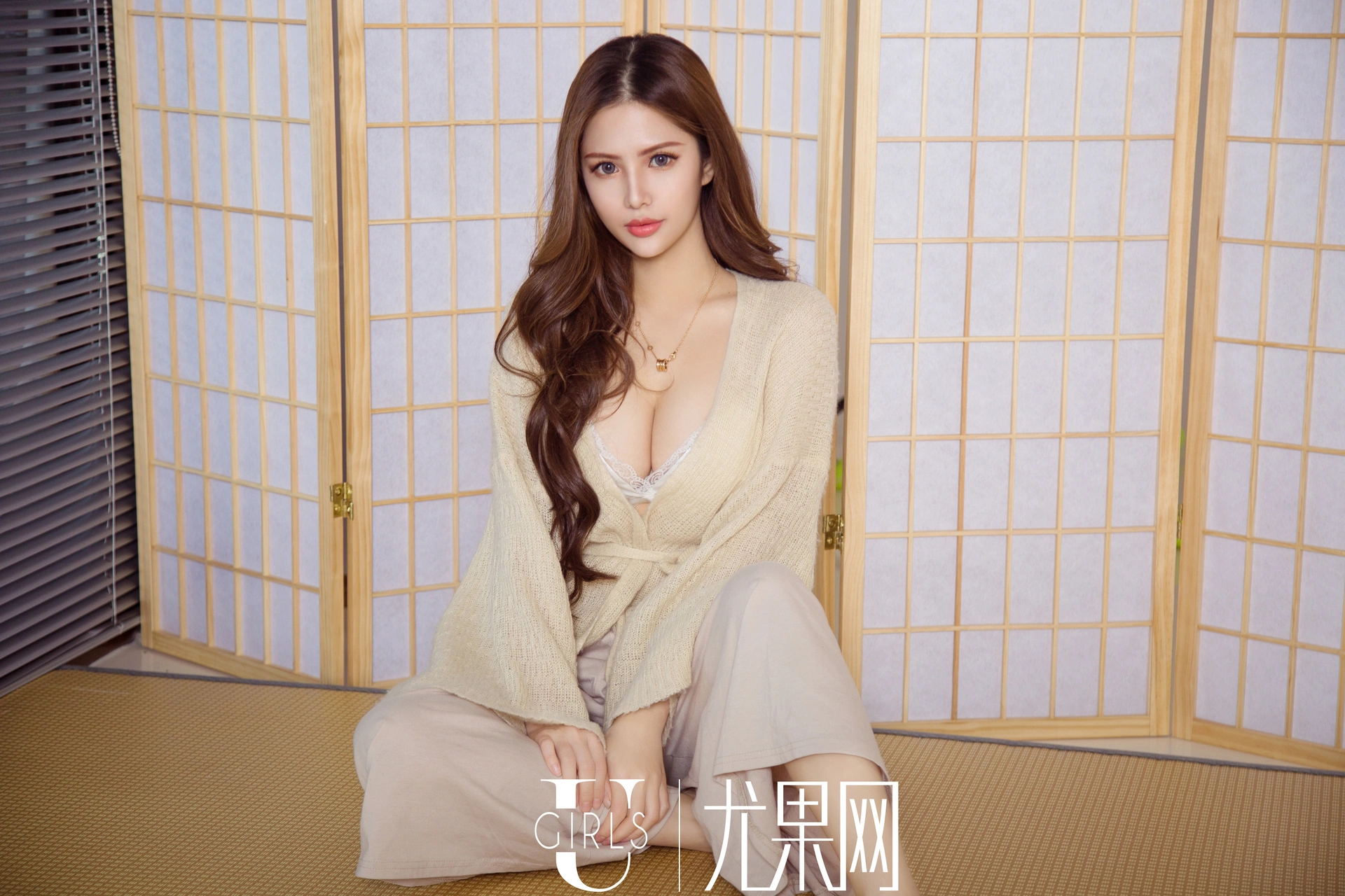 Ugirls尤果网 - 2018.07.20 U.384 若彤BOOMBOOM 1